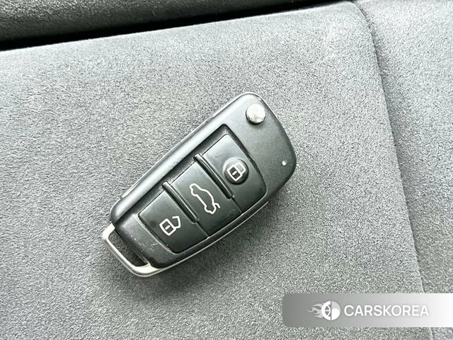 Audi Q3 2022 Белый из Китая, фото 4