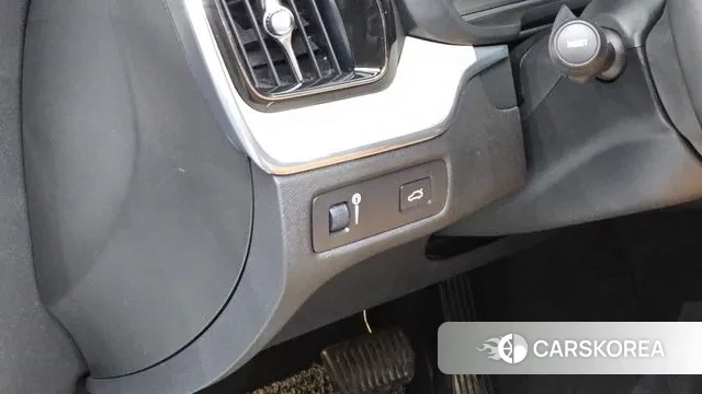 Volvo XC60 second Generation 2019 Белый из Кореи, фото 4