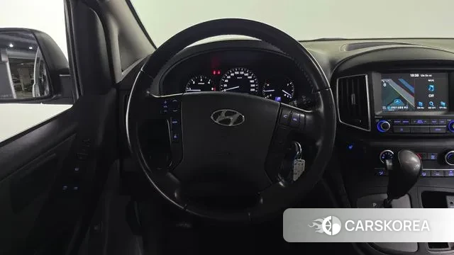 Hyundai The New Grand Starex 2019 Серебристо-серый из Кореи, фото 4