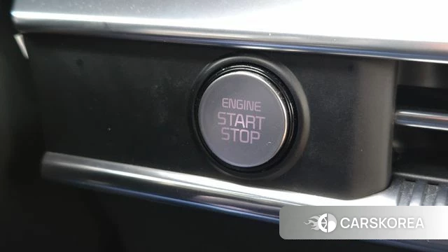 Kia K5 3rd generation 2023 Серый из Кореи, фото 4