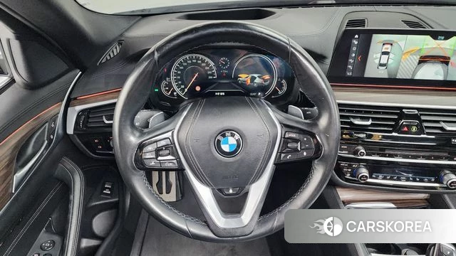 BMW 5 Series (G30) 2018 Белый из Кореи, фото 4