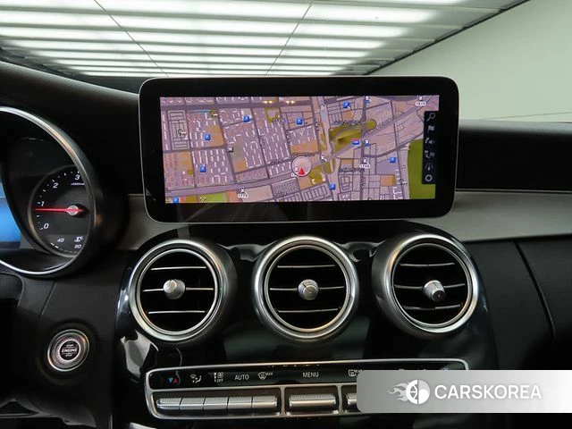 Mercedes-Benz C-Class W205 2019 Белый из Кореи, фото 4