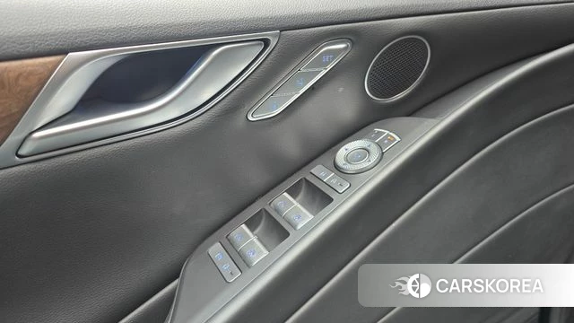 Genesis G80 (RG3) 2023 Черный из Кореи, фото 4