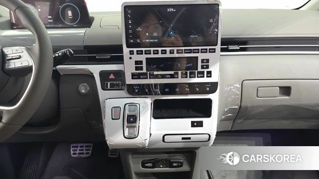 Hyundai Staria 2023 Серебристо-серый из Кореи, фото 4