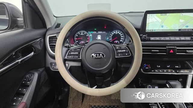 Kia Seltos 2021 Серый из Кореи, фото 4