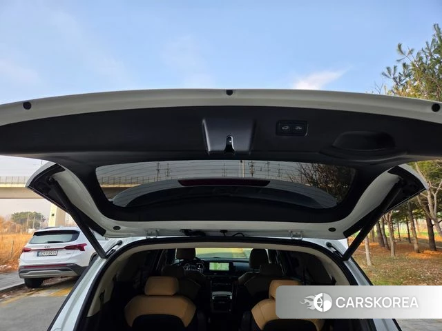 Kia Carnival 4th generation 2022 Белый из Кореи, фото 4