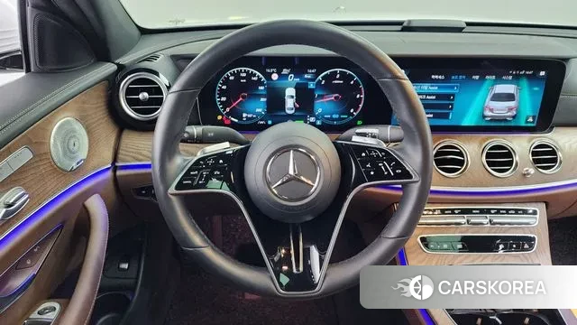 Mercedes-Benz E-Class W213 2023 Белый из Кореи, фото 4