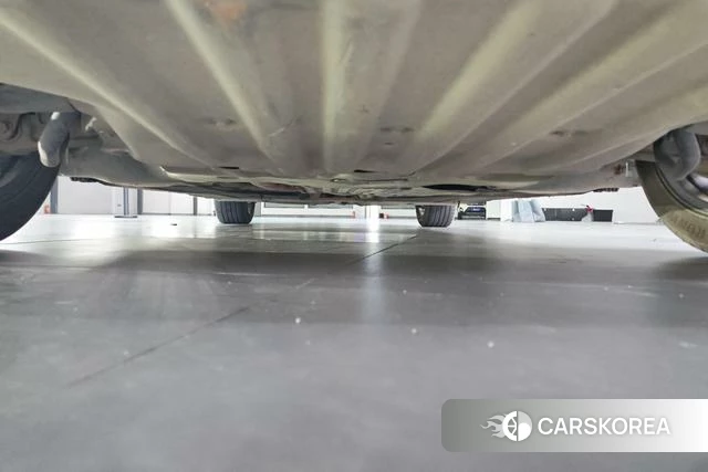 BMW 5 series PHEV 2021 Белый из Китая, фото 4