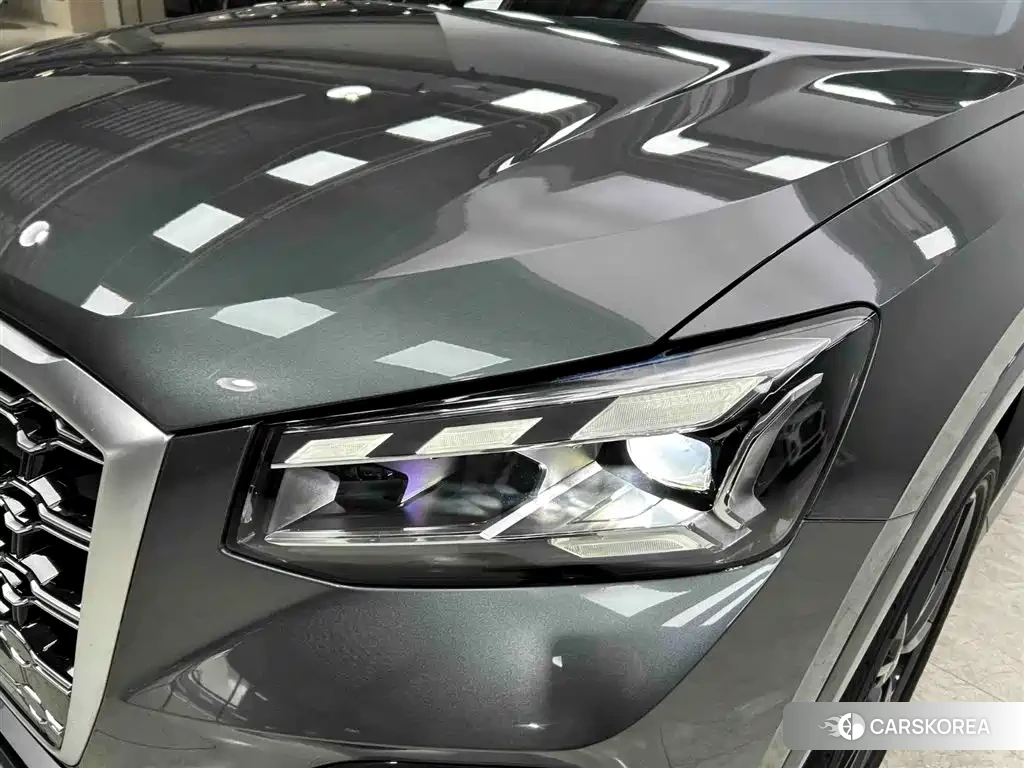 Audi Q2L 2022 Silver/gray из Китая, фото 4