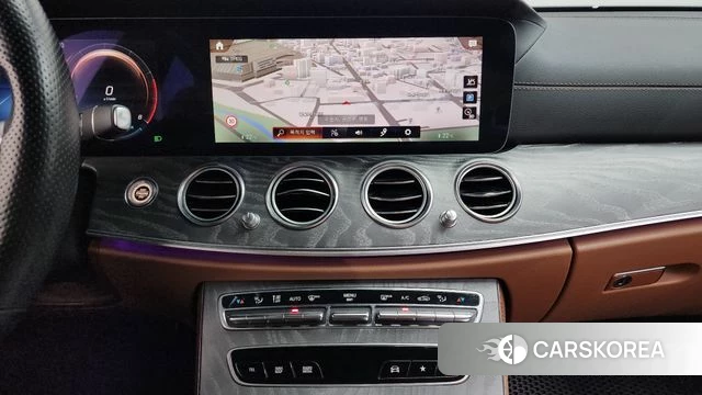 Mercedes-Benz E-Class W213 2021 Черный из Кореи, фото 4