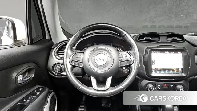 Jeep Renegade 2018 Белый из Кореи, фото 4