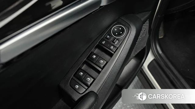 Kia Seltos 2022 Белый из Кореи, фото 4