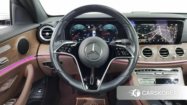 Mercedes-Benz E-Class W213 2021 Белый из Кореи, фото 4