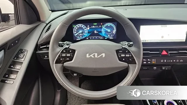 Kia Di Ol Nu Niro 2025 Белый из Кореи, фото 4