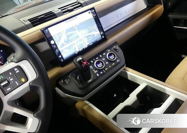 Land Rover Defender (L663) 2025 Серый из Кореи, фото 4