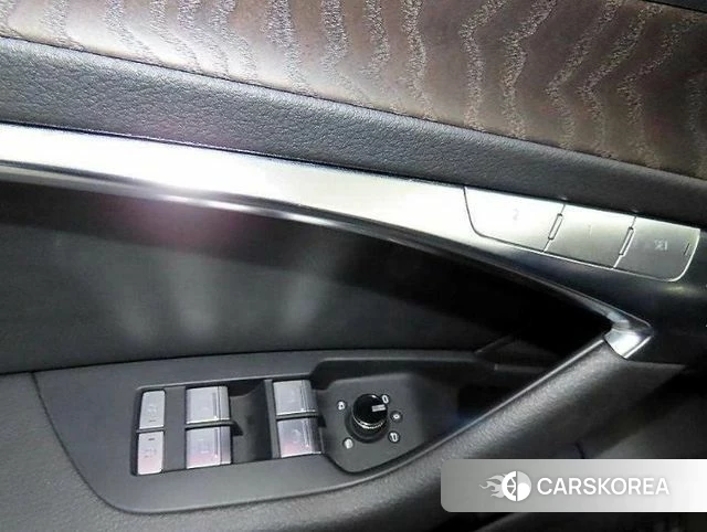 Audi A6 (C8) 2023 Серый из Кореи, фото 4
