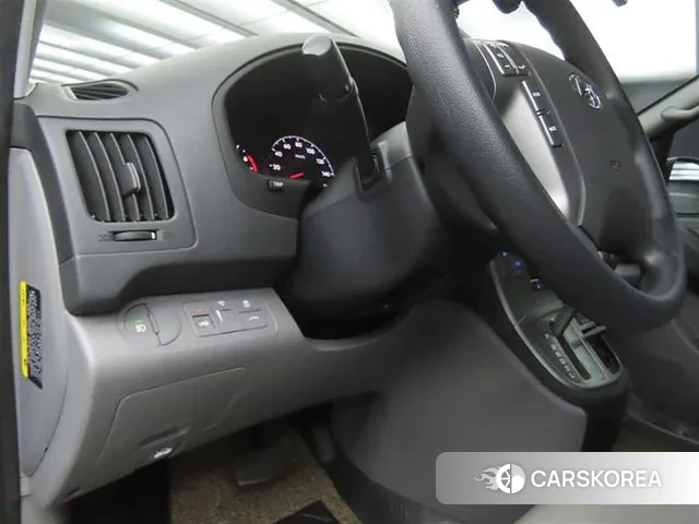 Hyundai The New Grand Starex 2018 Серебристо-серый из Кореи, фото 4