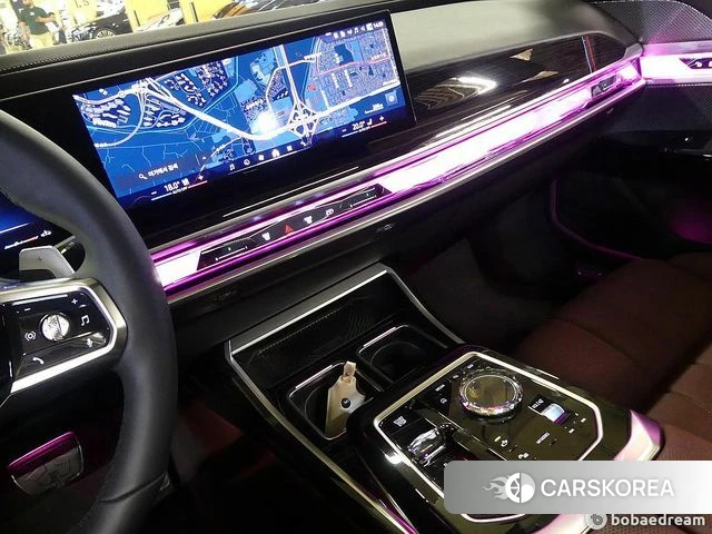 BMW 7 Series (G70) 2025 Серебристо-серый из Кореи, фото 4