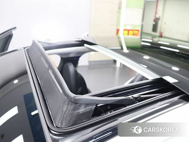 Mercedes-Benz E-Class W214 2024 Серебристо-серый из Кореи, фото 4