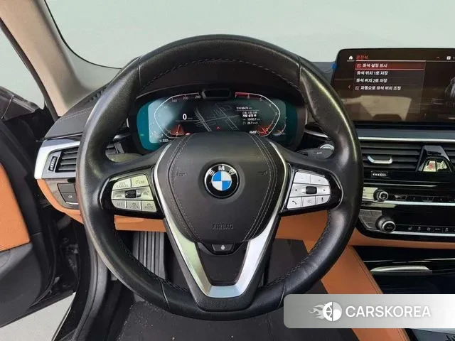 BMW 5 Series (G30) 2021 Черный из Кореи, фото 4