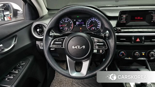 Kia The New K3 2nd generation 2022 Белый из Кореи, фото 4