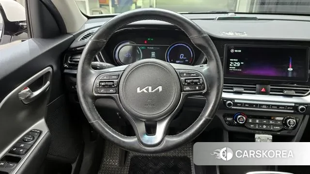 Kia Niro Plus 2022 Белый из Кореи, фото 4
