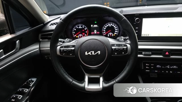 Kia K5 3rd generation 2023 Серый из Кореи, фото 4