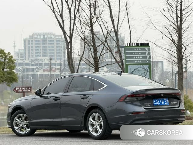 Honda Accord 2023 Темно-серый из Китая, фото 4