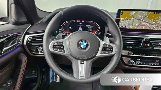 BMW 5 Series (G30) 2022 Белый из Кореи, фото 4