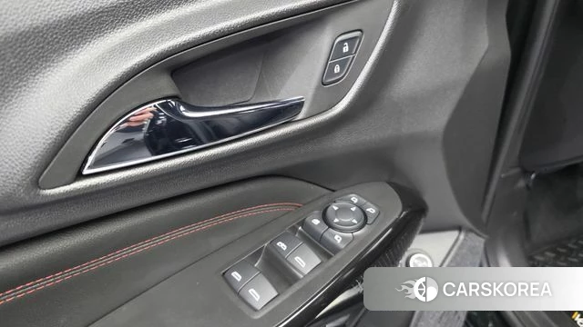 Chevrolet (GM Daewoo) Trax Crossover 2023 Черный из Кореи, фото 4