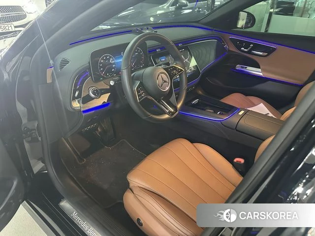 Mercedes-Benz E-Class W214 2024 Черный из Кореи, фото 4