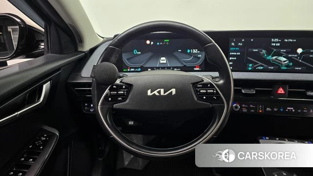 Kia EV6 2022 Серый из Кореи, фото 3