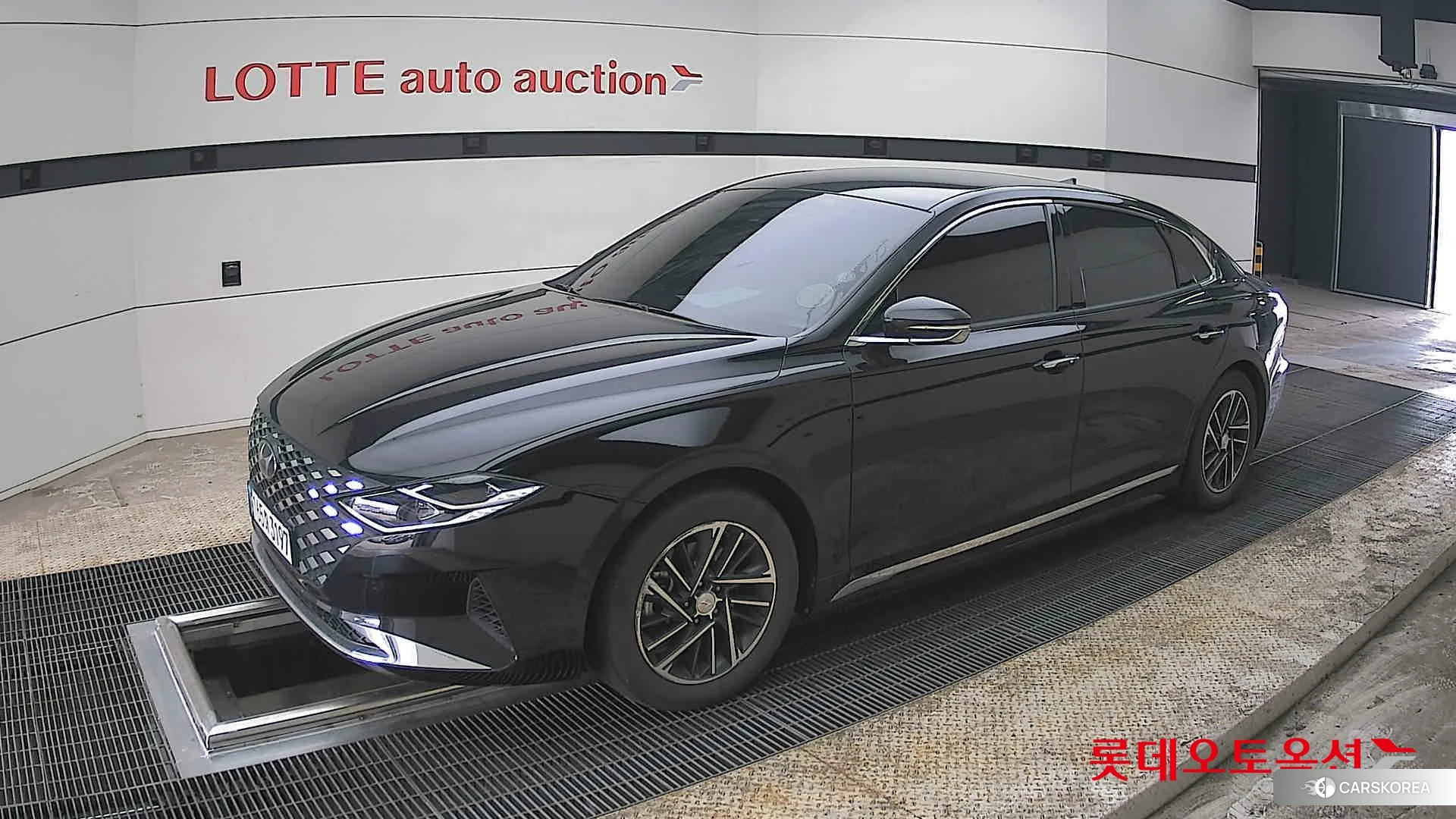 Hyundai Grandeur 2022 Midnight Black Pearl из Кореи, фото 4