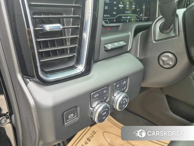 GMC Sierra 2023 Черный из Кореи, фото 4