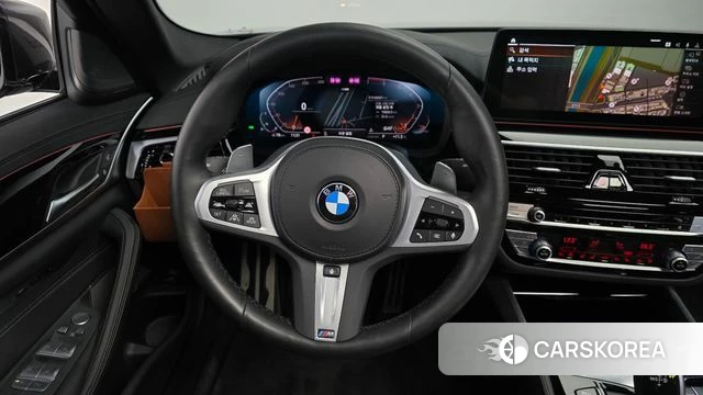 BMW 5 Series (G30) 2022 Серый из Кореи, фото 4