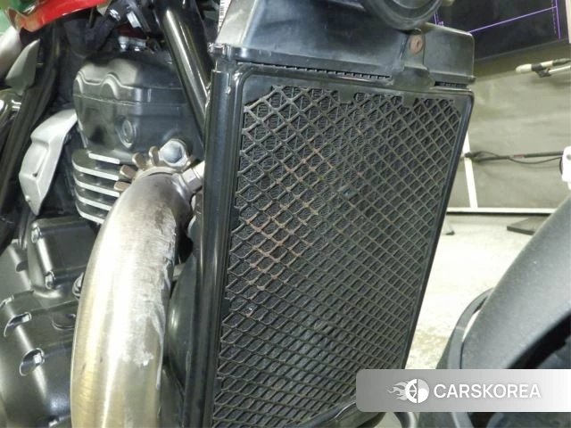 OTHER TRIUMPH SCRAMBLER 400X 2024 из Японии