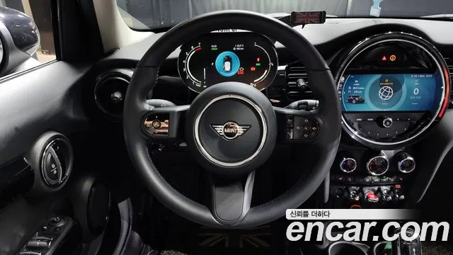 Mini Cooper 2021 Серебряный из Кореи, фото 4