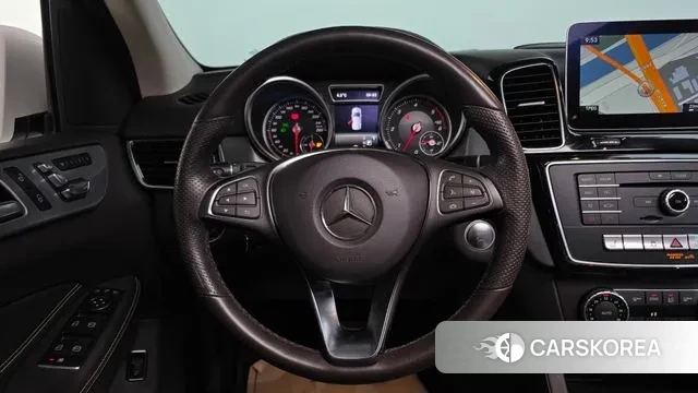 Mercedes-Benz GLE - Class W166 2018 Белый из Кореи, фото 4