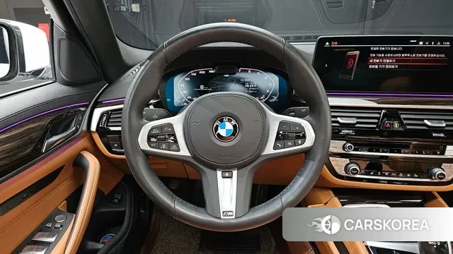 BMW 5 Series (G30) 2020 Белый из Кореи, фото 4