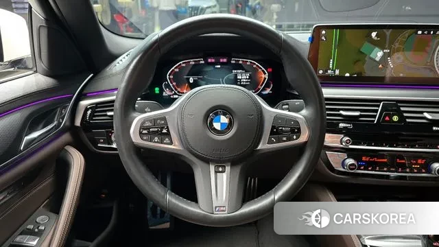 BMW 5 Series (G30) 2022 Белый из Кореи, фото 4