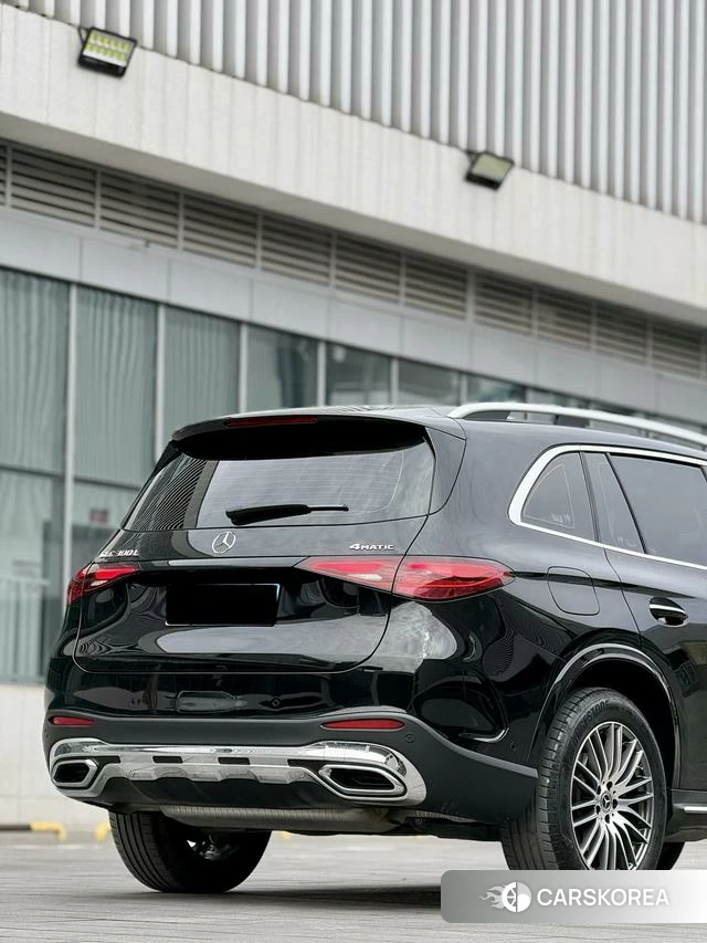 Mercedes-Benz GLC 2025 Черный из Китая, фото 4
