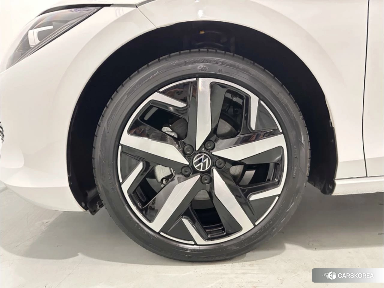 Volkswagen Lingdu 2024 Белый из Китая, фото 4