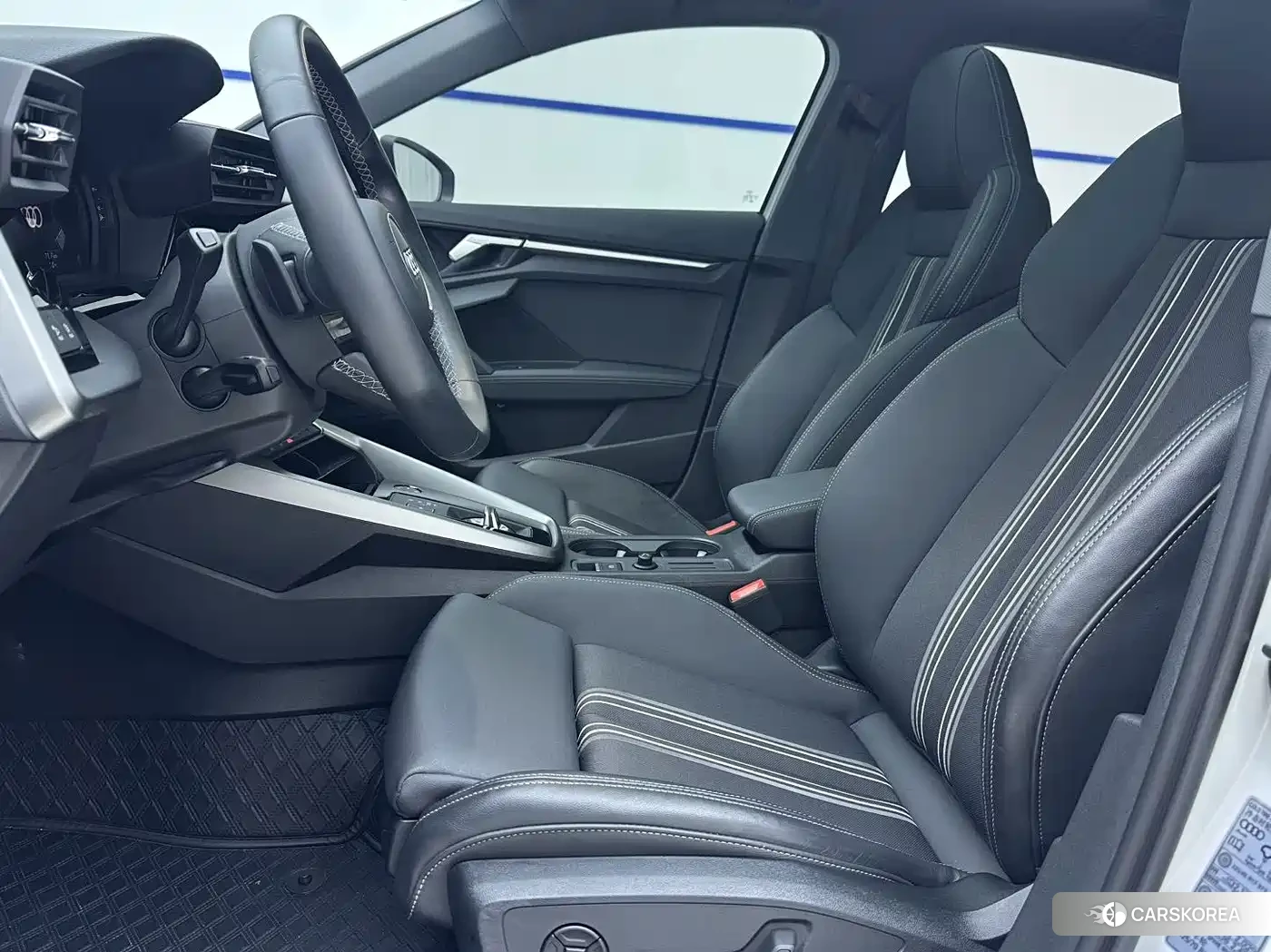 Audi A3 2023 Белый из Китая, фото 4
