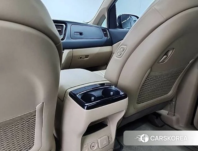 Kia The New Carnival 2018 Черный из Кореи, фото 4