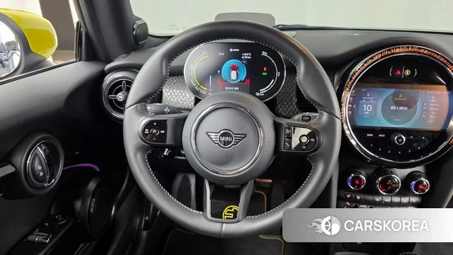 Mini Cooper Electric 2023 Серебряный из Кореи, фото 4