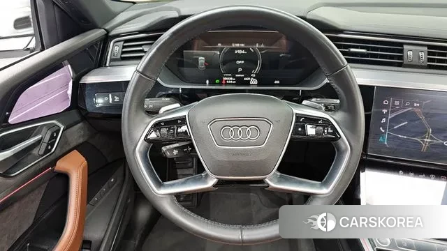 Audi e-Tron 2020 Белый из Кореи, фото 4