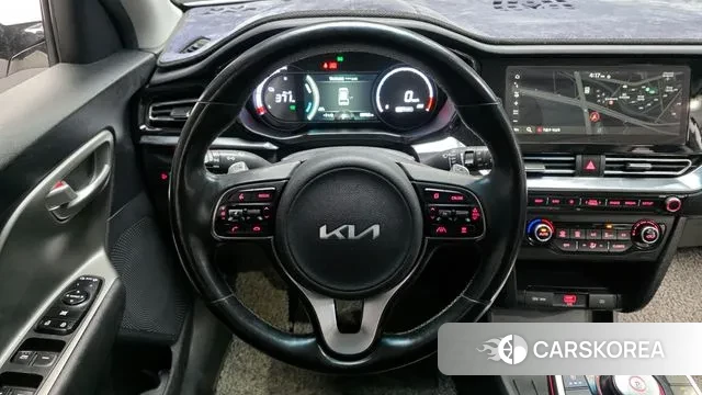 Kia Niro Plus 2022 Белый из Кореи, фото 4