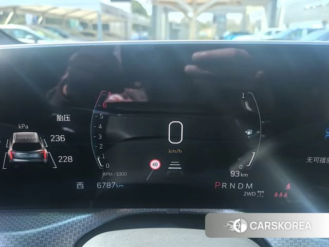 Cadillac XT5 2024 Серебристо-серый из Китая, фото 4