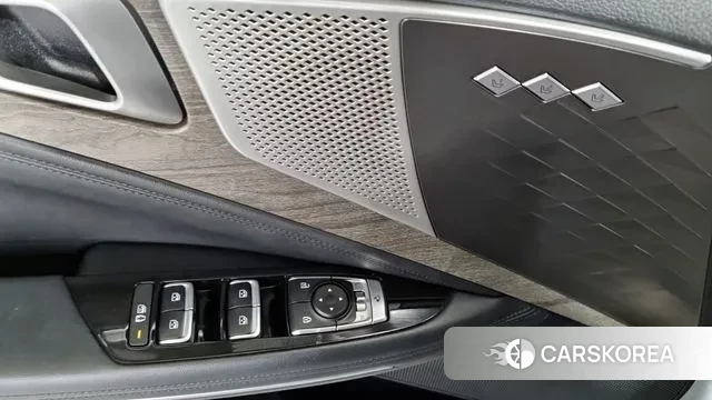 Kia K8 2021 Серебристо-серый из Кореи, фото 4