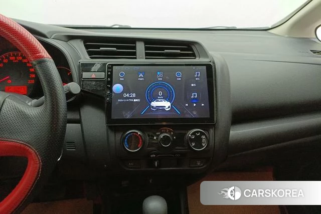 Honda Fit 2018 Белый из Китая, фото 4